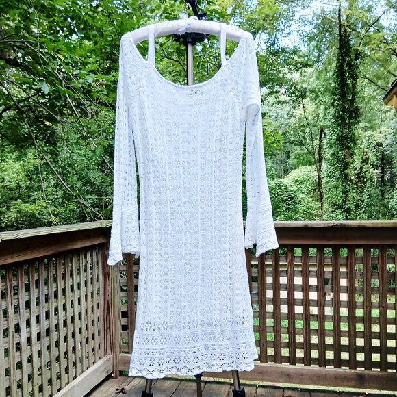 Venus White Long Bell Sleeve, Relaxed Off Shoulder Crochet Dress Lovely!  Sz L - Picture 10 of 10